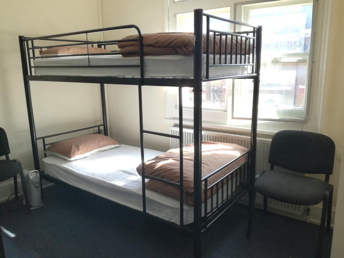 Amity Hostel Londra Esterno foto